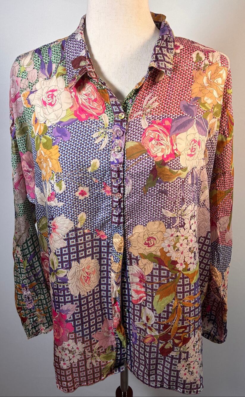 Johnny Was Floral Silk Blouse M Button Front 100% Silk Bohemian